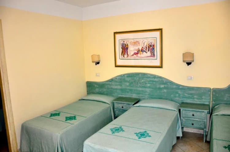 APARTMENT CAPACITY 5 Room, Residence Il Borgo, Olbia