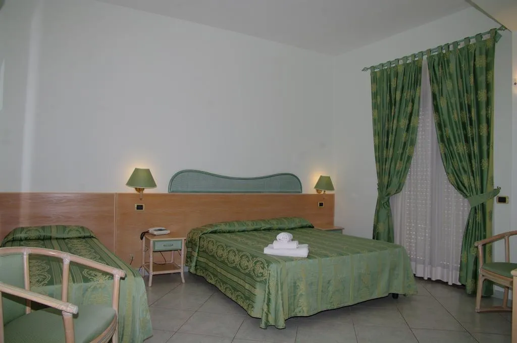 DOUBLE SEA VIEW WITH BALCONY Room, Villa Belvedere, Palermo