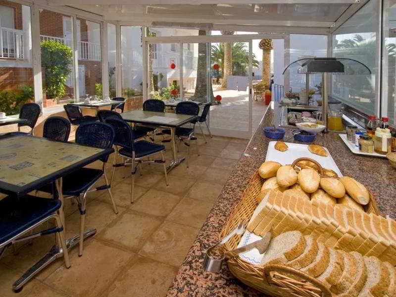 Bar, Mar Blava, Menorca