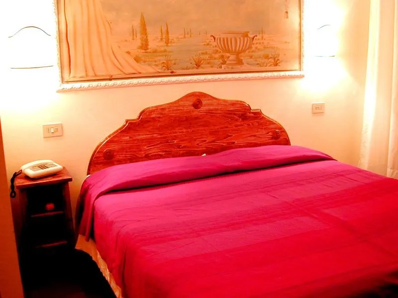 DOUBLE SINGLE USE STANDARD Room, Airone, Florence