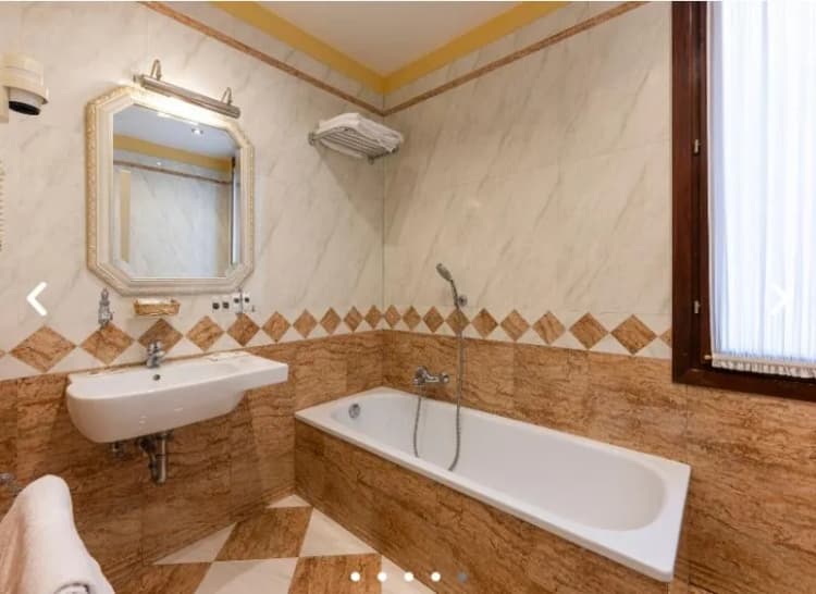 DOUBLE CANAL VIEW Room, Hotel Ca' Dogaressa, Venice
