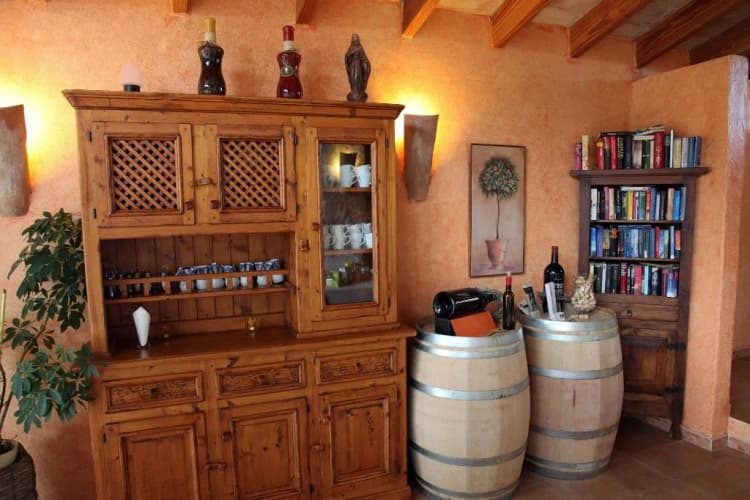 Bar, Weingut & Landhotel Can Davero, Majorca