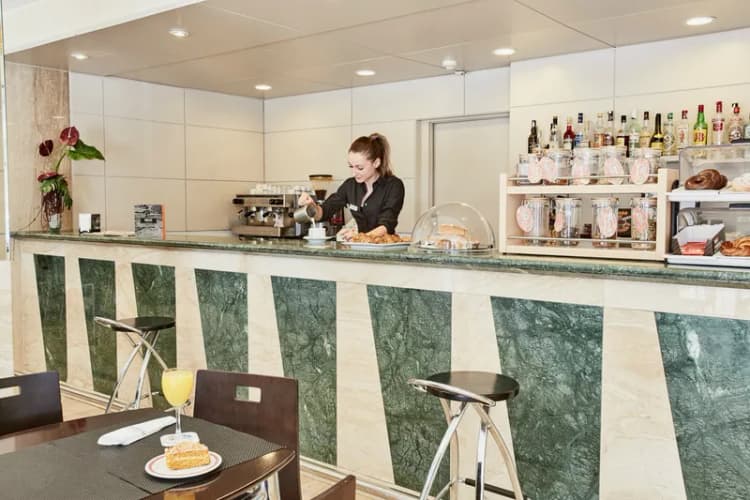Bar, HCC Ciutat de Berga, Barcelona
