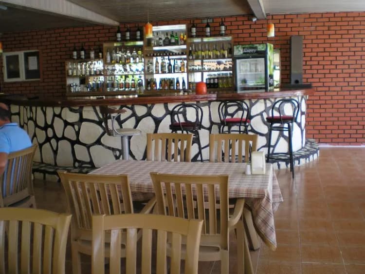 Bar, Ozgurhan, Antalya