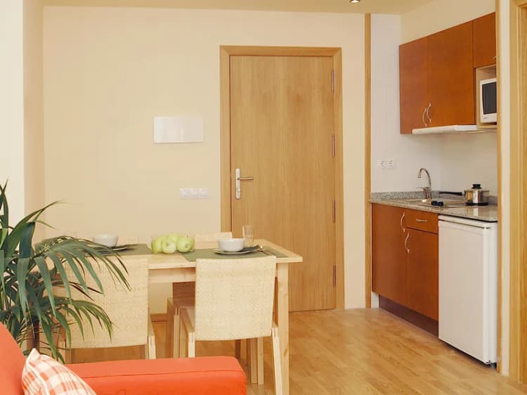 APARTMENT CAPACITY 2 Room, Nou Vielha, Costa Brava
