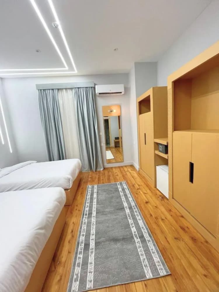 Double or Twin DELUXE TWO BEDS Room, Zamalek House Hotel, Cairo