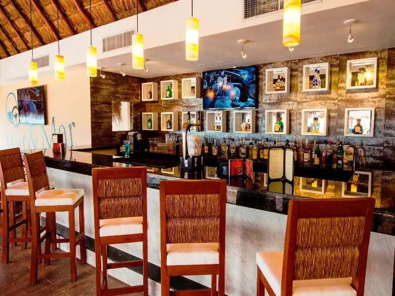 Bar, The Reef CocoBeach, Playa Del Carmen