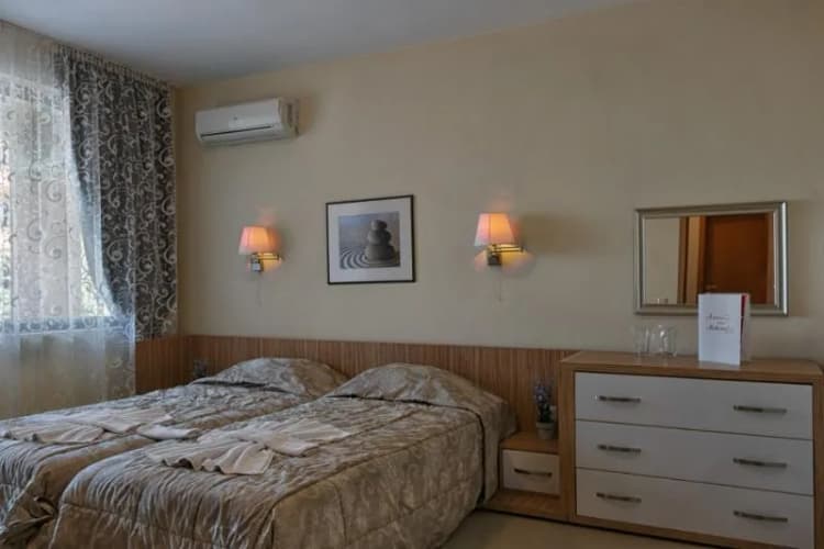 APARTMENT ONE BEDROOM ONE BATHROOM Room, Alexandra Hotel, Bourgas