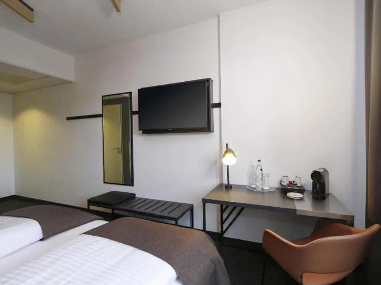 DOUBLE PREMIUM Room, B&B HOTEL Berlin City-Ost, Berlin
