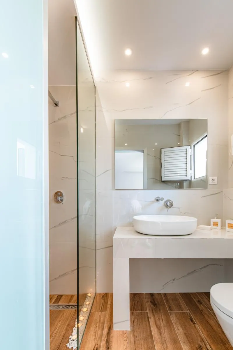 Double or Twin SUPERIOR KING BED Room, Korina Apart Hotel, Corfu