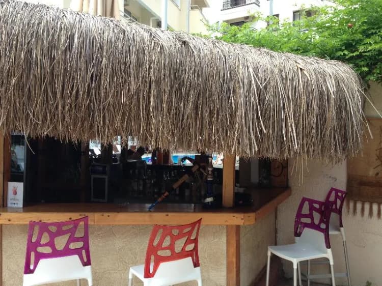 Bar, Sesin, Dalaman