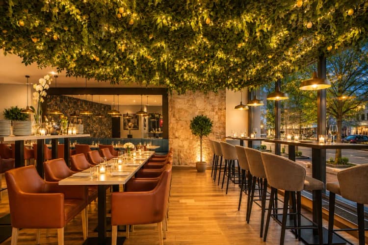 Bar, Plaza Boutique Hotel, Prague