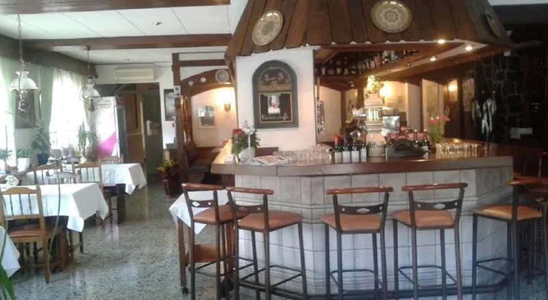 Bar, Marbella, Costa Brava
