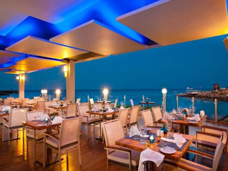 Bar, Pernera Beach, Cyprus