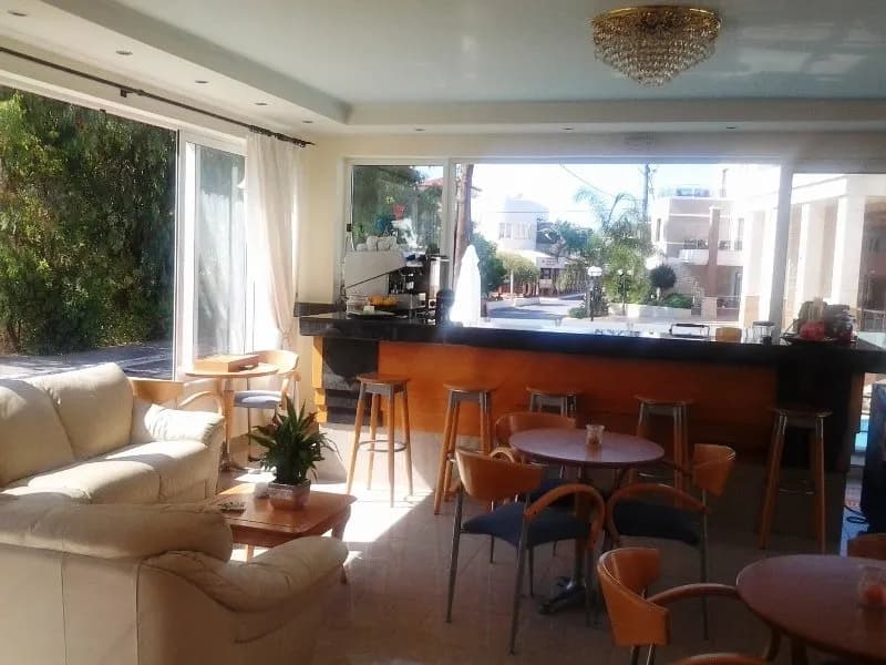 Bar, Pella Steve, Crete