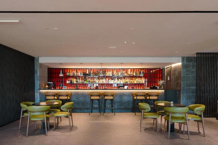Bar, Picciolo Etna Golf Resort & Spa, Curio Collection, Catania