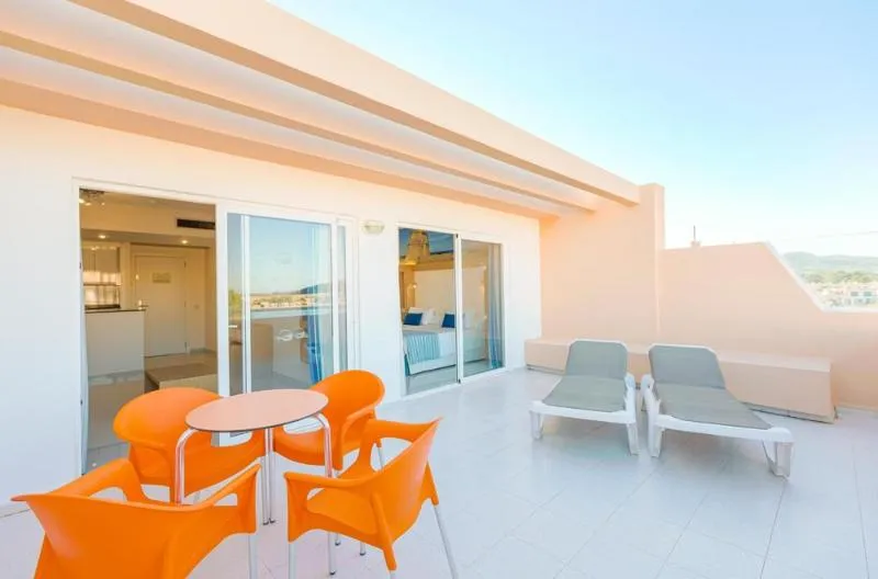 APARTMENT CAPACITY 3 ONE BEDROOM Room, Sirenis Seaview Country Club, Ibiza