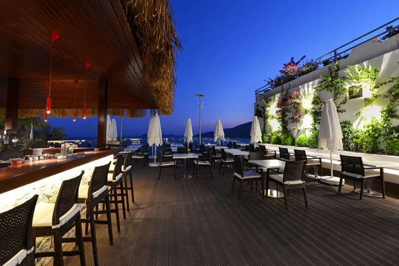 Bar, Kalamar, Dalaman