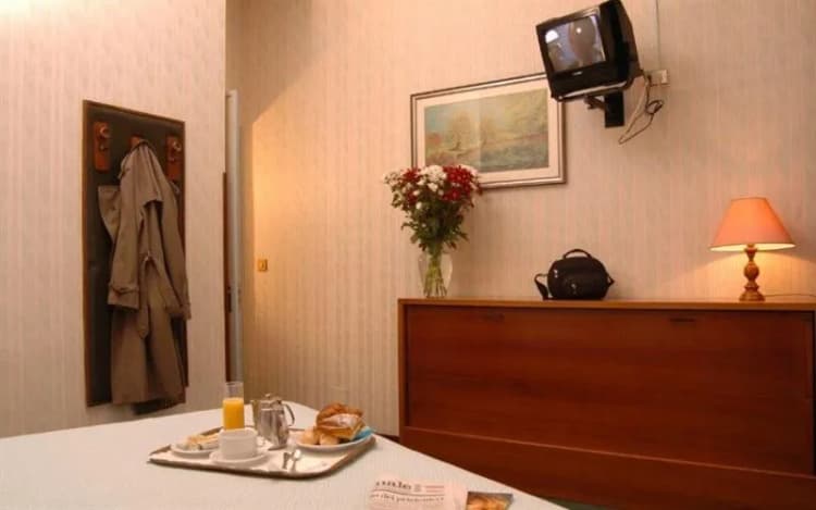 General view, Hotel London, Milan