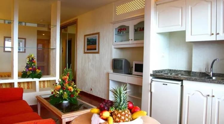 APARTMENT CAPACITY 5 ONE BEDROOM Room, Masaru, Tenerife