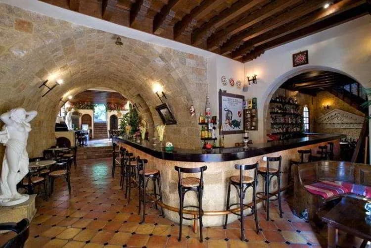 Bar, Saint Nikolis, Rhodes