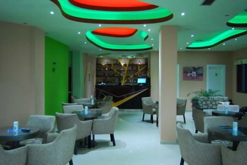 Bar, Blue Sky Hotel, Southern Albania