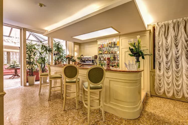 Bar, Bella Venezia, Venice