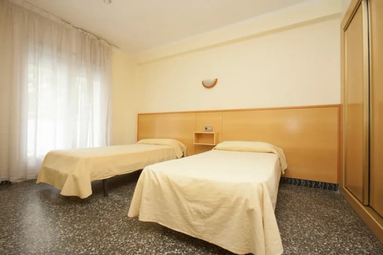 APARTMENT CAPACITY 8 THREE BEDROOMS Room, Goya, Costa Dorada