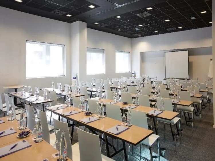 Conferences, Zentral Castellana Norte, Madrid
