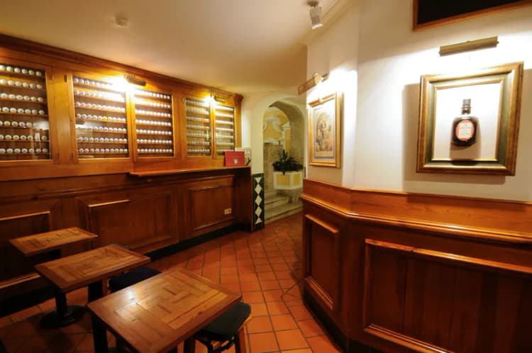 Bar, Lawrence's Hotel, Lisbon