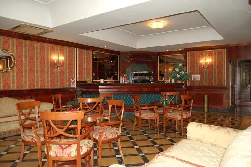 Bar, Cilicia, Naples