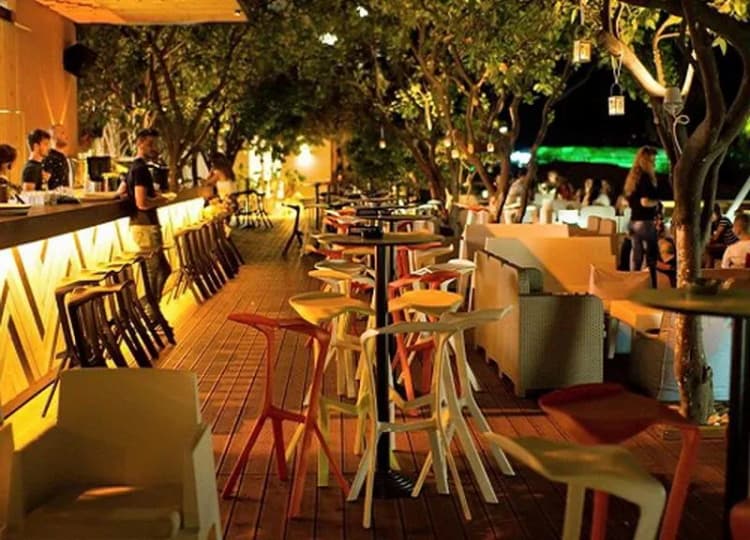 Bar, Demi Hotel, Southern Albania
