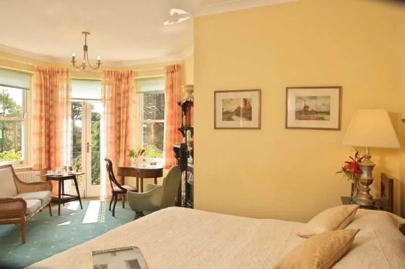 DOUBLE STANDARD Room, Seaview House, Cork