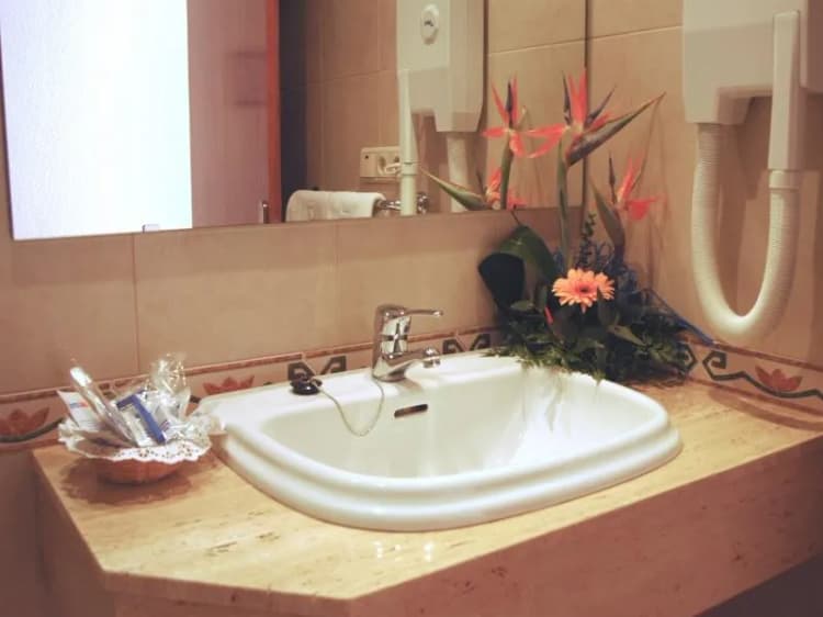 DOUBLE SINGLE USE STANDARD Room, Masa International, Costa Blanca