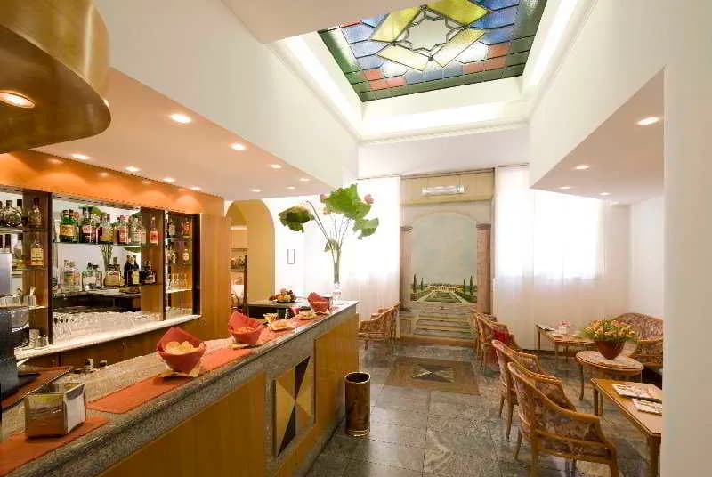 Bar, Fenice Hotel Milan, Milan