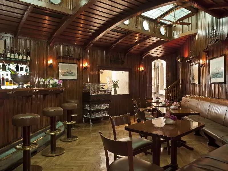 Bar, La Gavina, Costa Brava