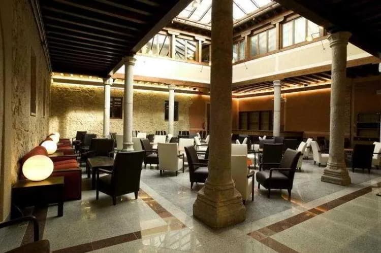 Bar, Palacio San Facundo, Madrid