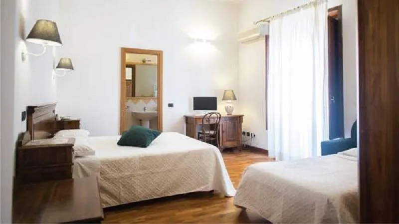 DOUBLE CLASSIC Room, La Piazzetta Hotel, Palermo