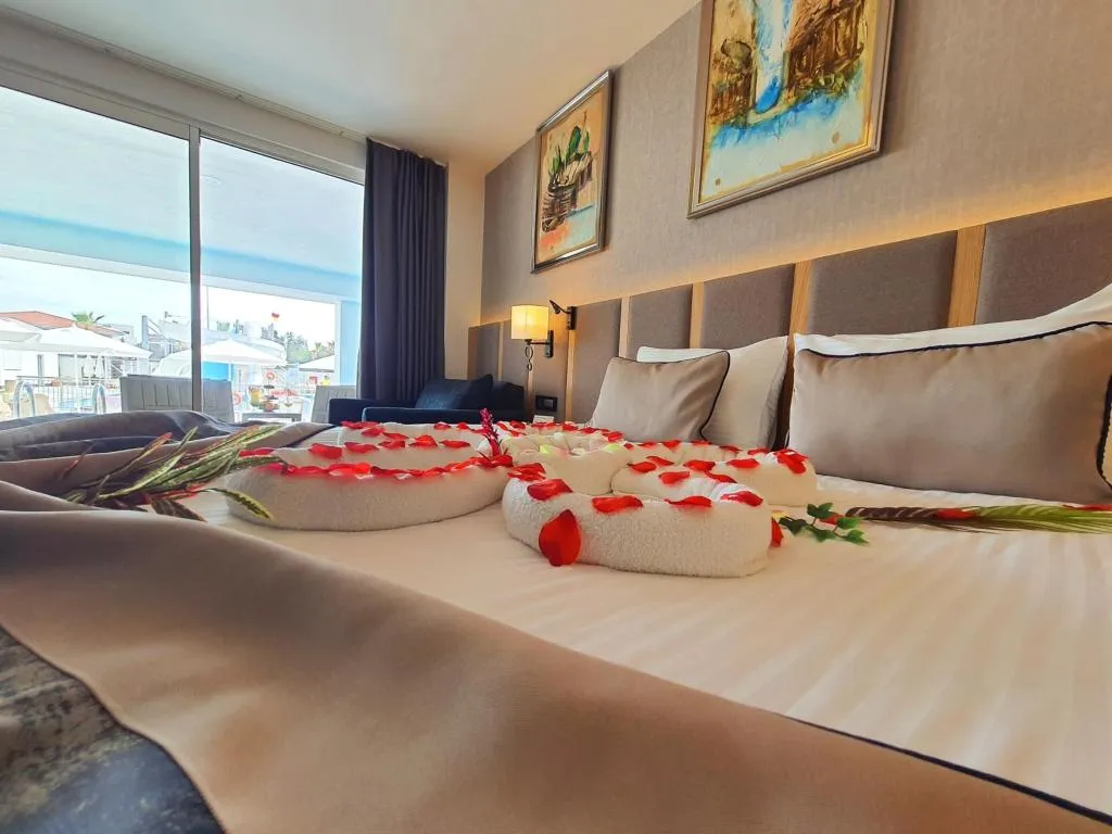 DOUBLE DELUXE WITH JACUZZI Room, Sunthalia Hotels & Resorts +16 Age Adults Only, Antalya