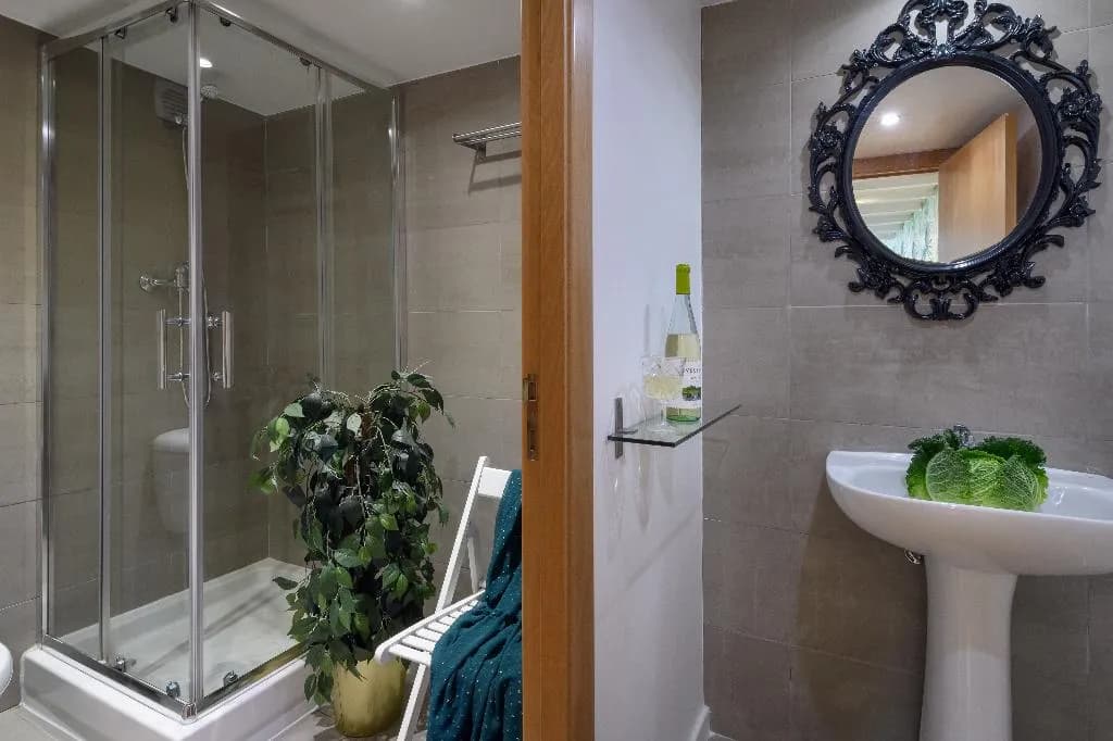APARTMENT DUPLEX Room, Alfama Yellow House, Lisbon