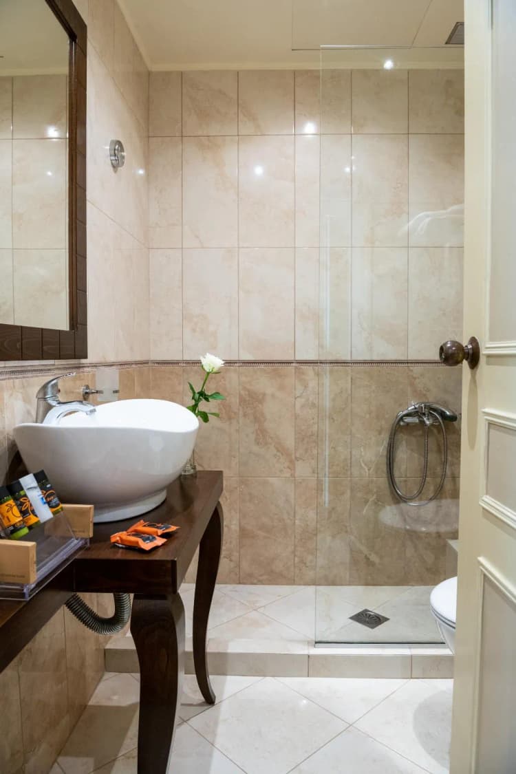 Double or Twin ECONOMY Room, Halepa Hotel, Crete