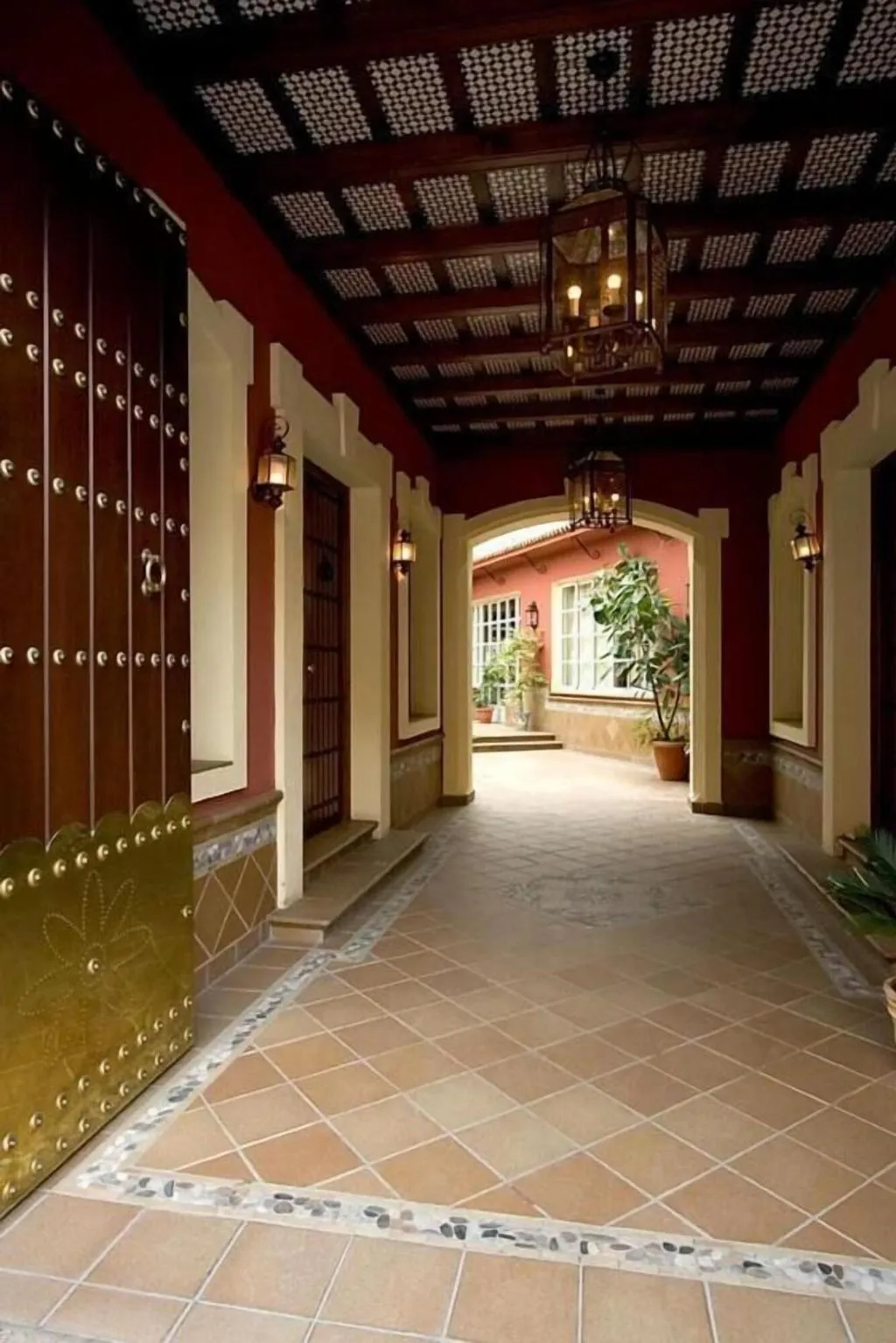 General view, Hotel Manolo Mayo, Seville