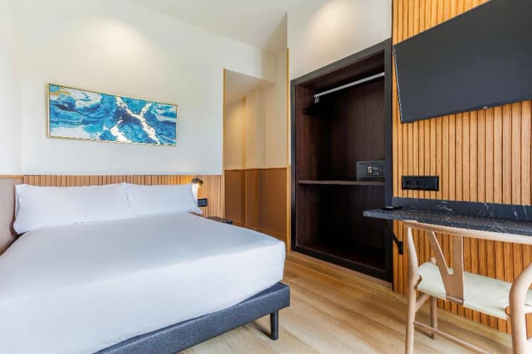 DOUBLE BASIC Room, Acta Madfor Hotel, Madrid