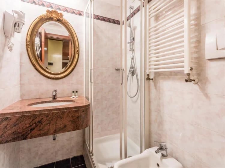DOUBLE STANDARD Room, Raeli Hotel Archimede, Rome