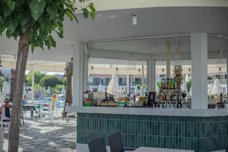 Bar, Golden Coast, Athens