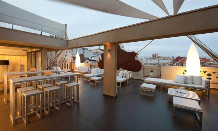 Bar, Constanza, Barcelona