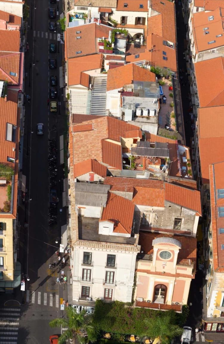 General view, La Casa Dell Orologio, Naples