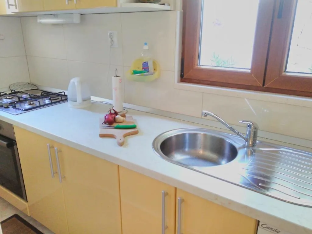 APARTMENT CAPACITY 4 Room, Apartments Mara, Dubrovnik