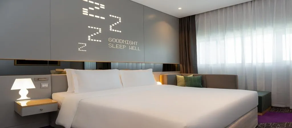 DOUBLE SINGLE USE KING SIZE BED Room, Studio M Al Barsha, Dubai