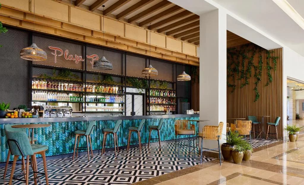Bar, Melia Durres Albania, Durres